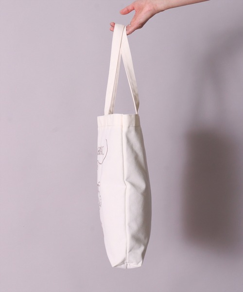 PEANUTS（ピーナッツ）の「(ACT)【PEANUTS】刺繍 トートバッグ（トートバッグ・レディース・アイボリー系1/アイボリー系2/アイボリー系3・ONE SIZE）」の14枚目の写真