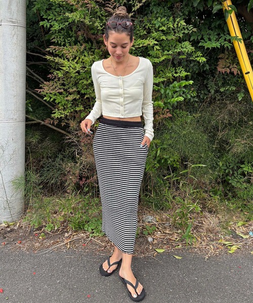 ROXY(ロキシー)の「MIXTURE SKIRT/ロキシーウエストゴムリブスカート(スカート・レディース・ベージュ/ホワイト・SMALL/MEDIUM/LARGE)」の4枚目の写真