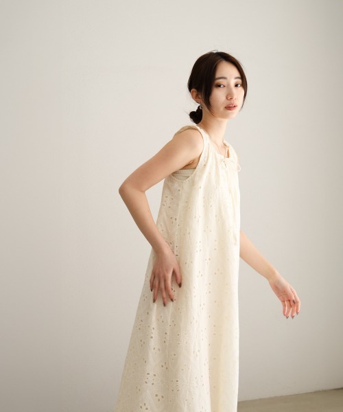 セール】【S・Mサイズ展開】コットン刺繍ワンピース（ワンピース