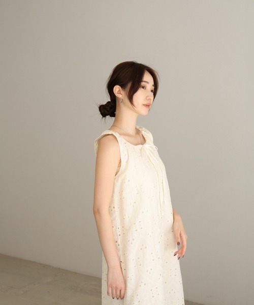 Bab(バブ)の「【S・Mサイズ展開】コットン刺繍ワンピース(ワンピース・レディース・ブラック/モカ/アイボリー・S/M)」の8枚目の写真