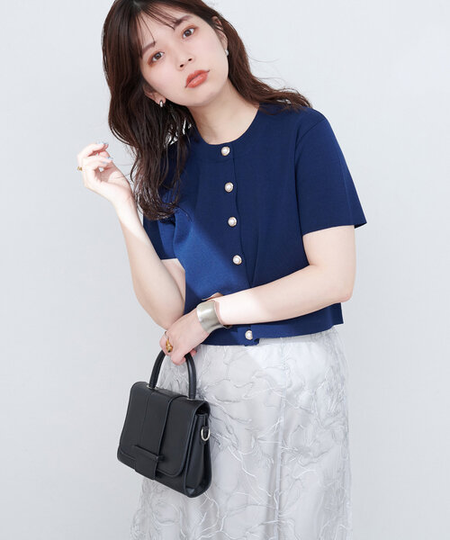 natural couture（ナチュラルクチュール）の「ミラノリブデザイン釦半袖カーディガン（カーディガン/ボレロ・レディース・ネイビー/ピンク系その他/レッド/オフホワイト/ブルー・FREE）」の3枚目の写真