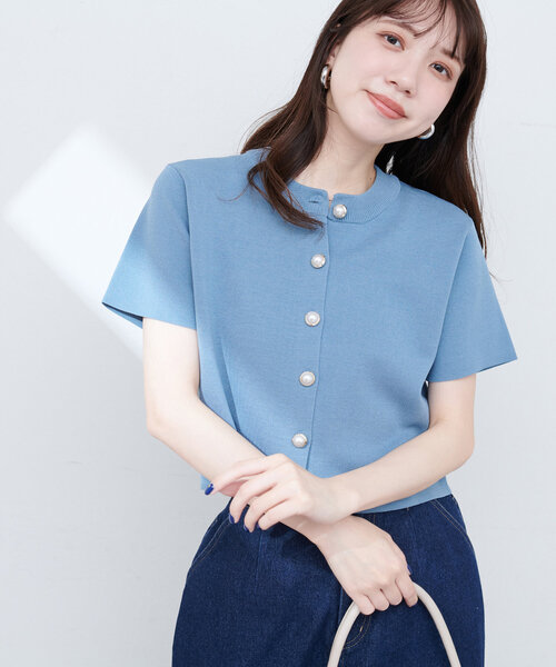 natural couture（ナチュラルクチュール）の「ミラノリブデザイン釦半袖カーディガン（カーディガン/ボレロ・レディース・ネイビー/ピンク系その他/レッド/オフホワイト/ブルー・FREE）」の4枚目の写真