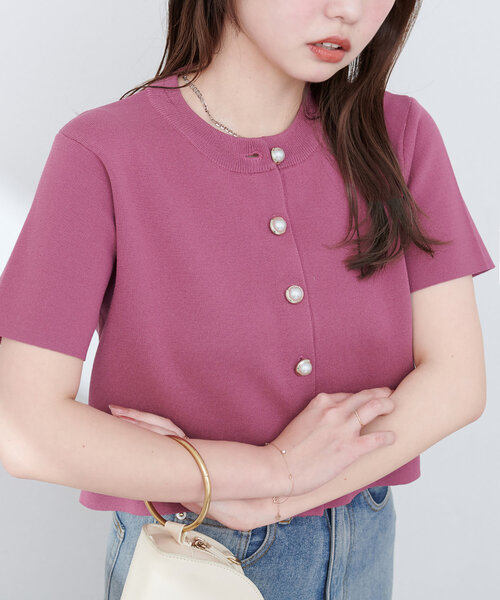 natural couture（ナチュラルクチュール）の「ミラノリブデザイン釦半袖カーディガン（カーディガン/ボレロ・レディース・ネイビー/ピンク系その他/レッド/オフホワイト/ブルー・FREE）」の9枚目の写真