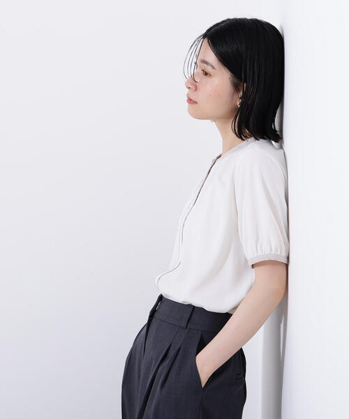 N.（N. Natural Beauty Basic）（エヌエヌナチュラルビューティーベーシック）の「バイカラートリミングブラウス（シャツ/ブラウス・レディース・ピンクベージュ/オフホワイト/チャコールグレー・MEDIUM）」の7枚目の写真