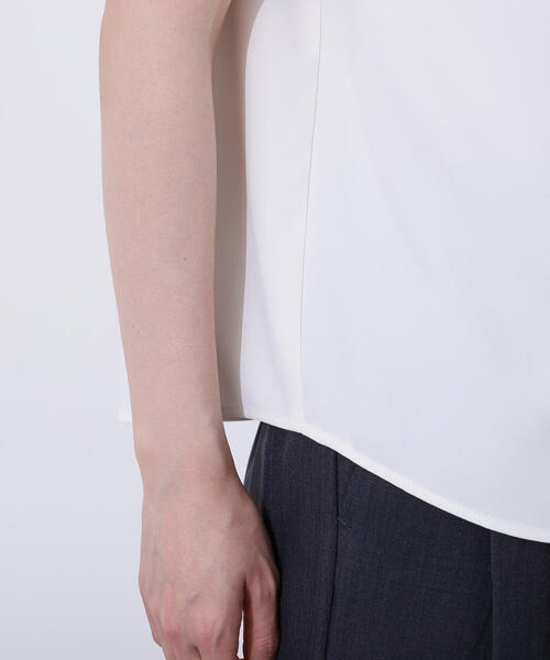 N.（N. Natural Beauty Basic）（エヌエヌナチュラルビューティーベーシック）の「バイカラートリミングブラウス（シャツ/ブラウス・レディース・ピンクベージュ/オフホワイト/チャコールグレー・MEDIUM）」の17枚目の写真