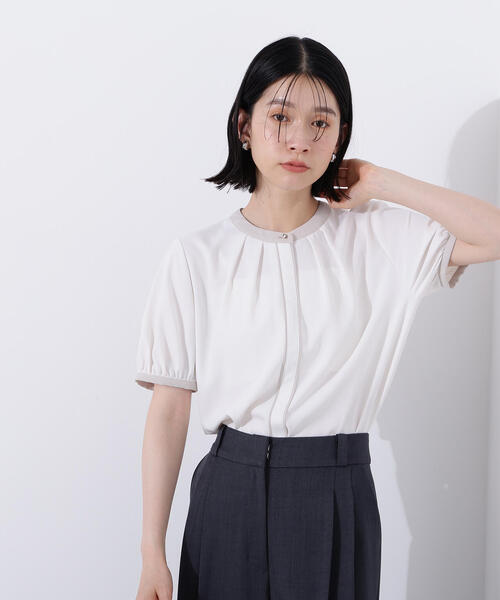 N.（N. Natural Beauty Basic）（エヌエヌナチュラルビューティーベーシック）の「バイカラートリミングブラウス（シャツ/ブラウス・レディース・ピンクベージュ/オフホワイト/チャコールグレー・MEDIUM）」の2枚目の写真