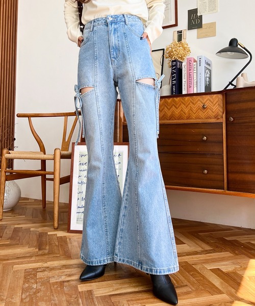 セール】デニム＆ツイルカットアウトリボンフレアパンツ（デニム