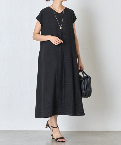 【美品】BEARDSLEY ビアズリー　リネン混 サッカーワンピース BEARDSLEY ビアズリー サッカーワンピース 麻混 ブルー｜Yahoo