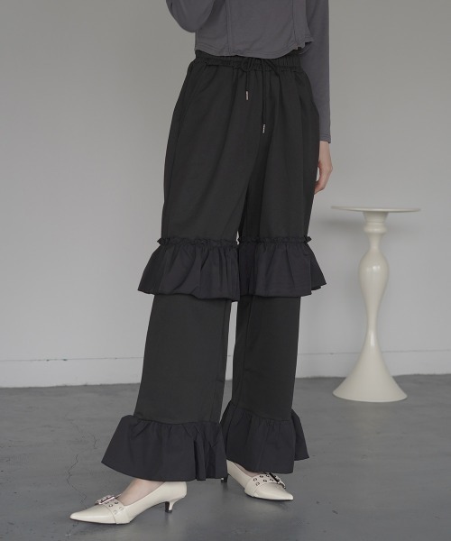 Clum(クルム)の「Frill wide easy sweat jersey pants / フリルワイドイージースウェットジャージパンツ(スウェットパンツ・レディース・ブラック/ホワイト・FREE)」の17枚目の写真