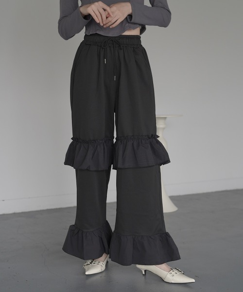Clum(クルム)の「Frill wide easy sweat jersey pants / フリルワイドイージースウェットジャージパンツ(スウェットパンツ・レディース・ブラック/ホワイト・FREE)」の19枚目の写真