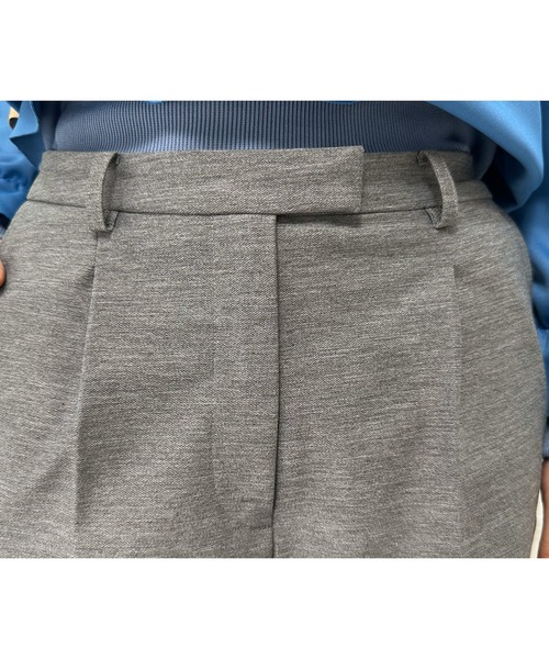 FLUMOR(フラマー)の「ツイルジャージータックパンツ【セットアップ対応】【入卒式】【オケージョン】(スラックス・レディース・ブラック/グレー・38)」の8枚目の写真