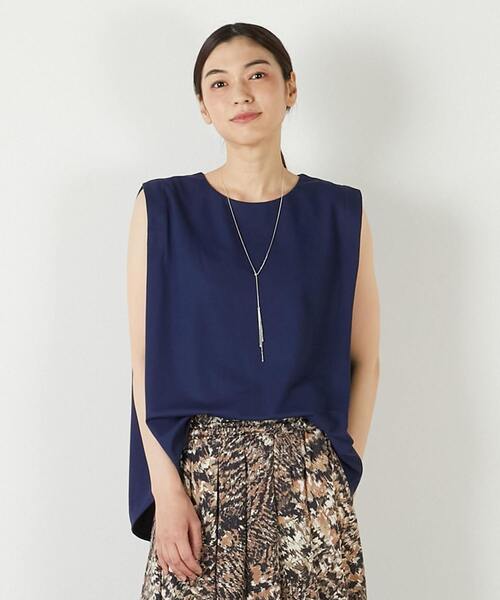 MELROSE claire（メルローズ クレール）の「【ナノキャラメルフレアーシルエットノースリーブプル】（Tシャツ/カットソー・レディース・ベージュ/ネイビー/カーキ・FREE）」の3枚目の写真