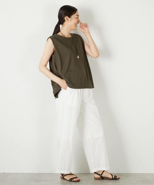 MELROSE claire（メルローズ クレール）の「【ナノキャラメルフレアーシルエットノースリーブプル】（Tシャツ/カットソー・レディース・ベージュ/ネイビー/カーキ・FREE）」の18枚目の写真