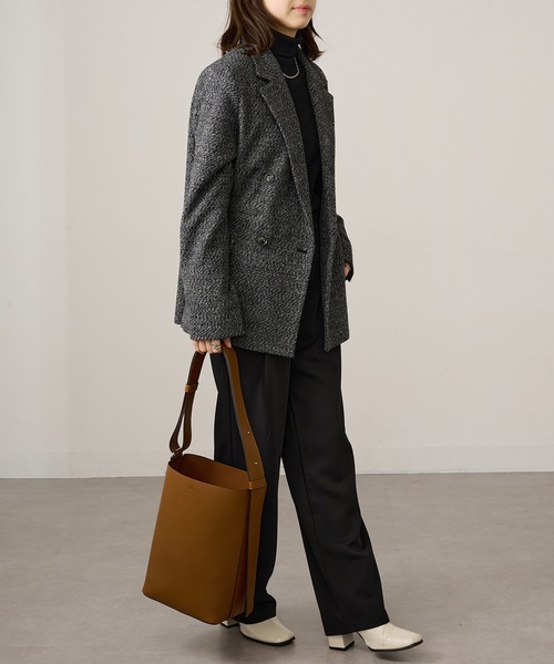 ＆MyuQ（アンドミューク）の「【＆MyuQ】JUNO mini A4サイズ収納可能 通勤 通学（ショルダーバッグ・レディース・キャメル/ブラック・FREE）」の7枚目の写真