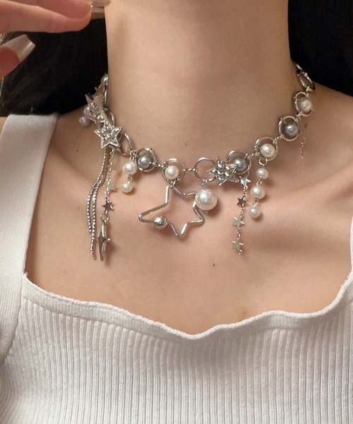 HALEY PESCA（ヘーリーペスカ）の「HALEY PESCA/スター×パール　ボリュームネックレス（ネックレス・レディース・シルバー・FREE）」の4枚目の写真
