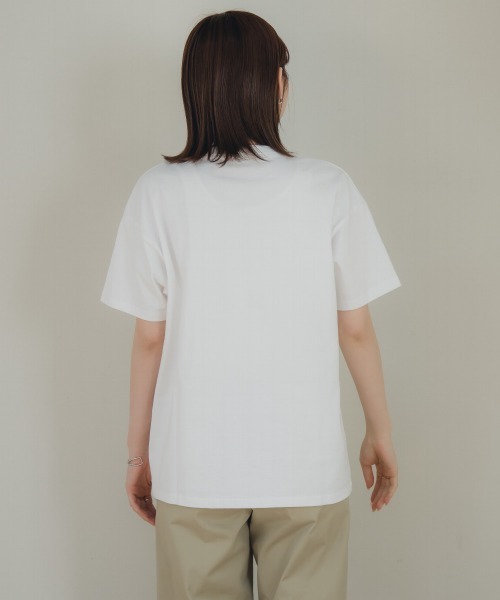 slattgir(スラットジール)の「高身長 綿100%スクエアプリント箔Tシャツ(トールサイズ)Essenave(Tシャツ/カットソー・レディース・チャコール/オフホワイト・TM/TL/TLL/T3L)」の16枚目の写真