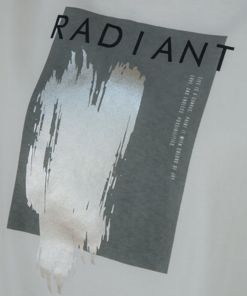 slattgir(スラットジール)の「高身長 綿100%スクエアプリント箔Tシャツ(トールサイズ)Essenave(Tシャツ/カットソー・レディース・チャコール/オフホワイト・TM/TL/TLL/T3L)」の19枚目の写真