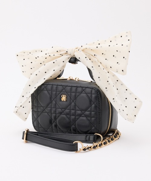 one after another NICE CLAUP（ワンアフターアナザーナイスクラップ）の「【Mode Ribbon Collection】リボン×キルティングミニスクエアバッグ（ショルダーバッグ・レディース・ホワイト/ブラック・FREE）」の19枚目の写真