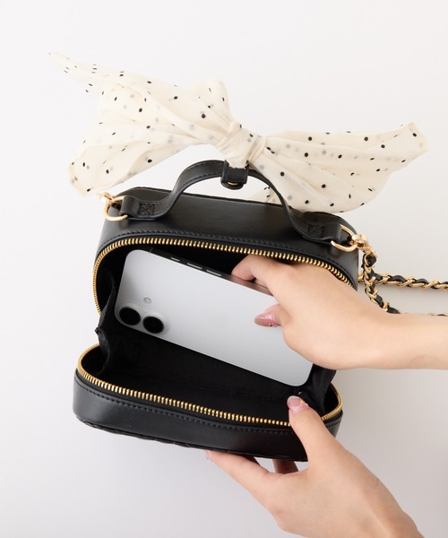 PARFOIS★リボンキーフォルダー付きバイカラーショルダーバック Mode Ribbon Collection】リボン×キルティングミニスクエア