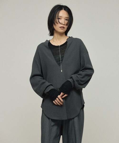 AMERICANA（アメリカーナ）の「Americana/アメリカーナ 別注 リラックスフィット ワッフルキーネックプルオーバー / 長袖（Tシャツ/カットソー・レディース・ブラウン/チャコールグレー・FREE）」の16枚目の写真