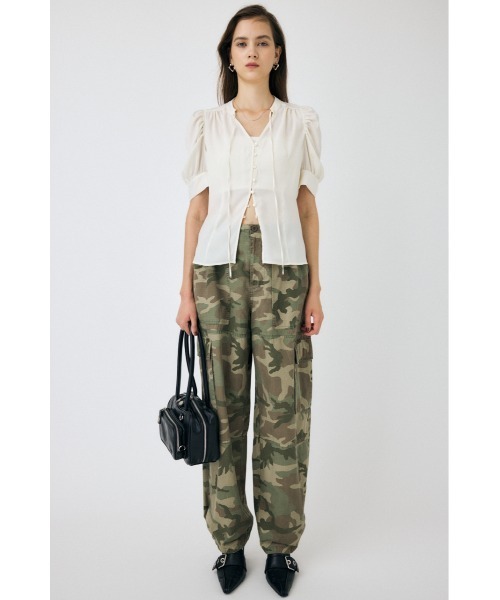 MOUSSY（マウジー）の「【25年AW新作】GATHERED SHOULDER ハーフスリーブブラウス（シャツ/ブラウス・レディース・オフホワイト/ブラック/ブラウン系その他・FREE）」の21枚目の写真