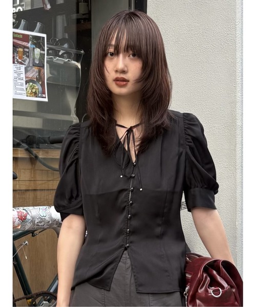 セール】【25年AW新作】GATHERED SHOULDER ハーフスリーブブラウス