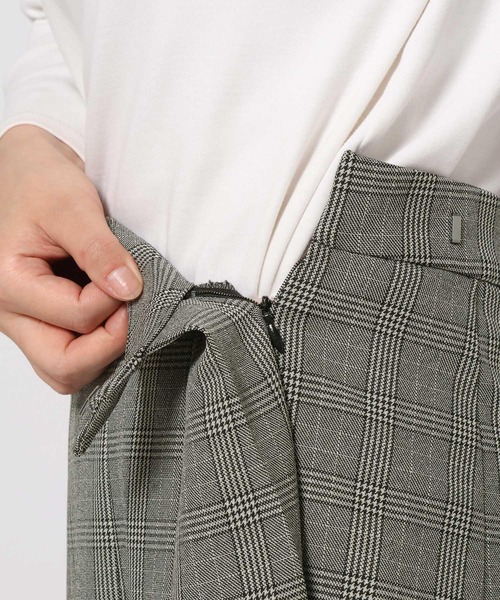 LOWRYS FARM(ローリーズファーム)の「ラナテックプリーツミディスカート 497489(スカート・レディース・ブラウン/グレー・MEDIUM/LARGE)」の18枚目の写真