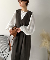 Classical Evon（クラシカルエヴォン）の「【Classical Evon】一枚で決まる、凛とした美しさ。Vネックウエストタックワンピース（ロング丈）（ワンピース）」