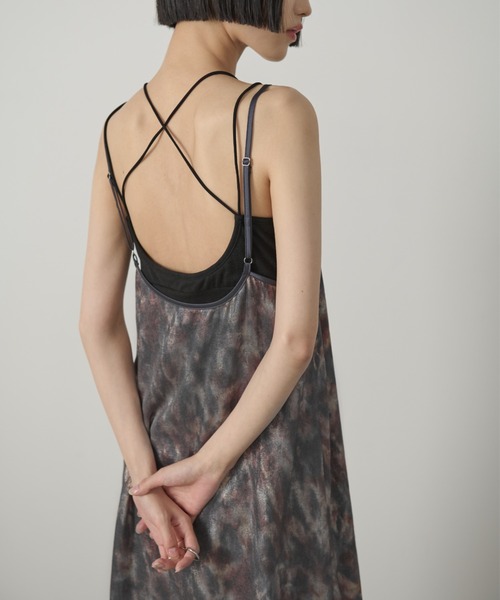 AIC.(エーアイシー)の「【再入荷】パッド付きバッククロスブラトップ(キャミソール・レディース・ブラック/オフホワイト・FREE)」の16枚目の写真