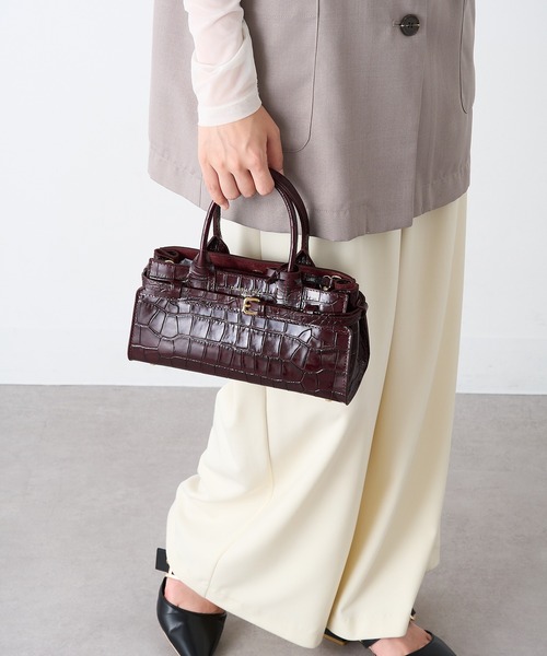 セール】【CHRISTIAN VILLA】ポーチ付き クロコ型押し 横長レザー