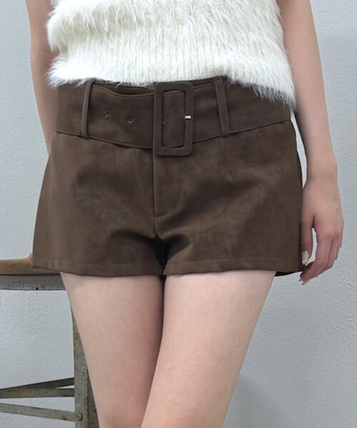 mline（エムライン）の「[mline]ローライズ ベルトショートパンツ（その他パンツ・レディース・ベージュ/ブラウン・1/2）」の20枚目の写真