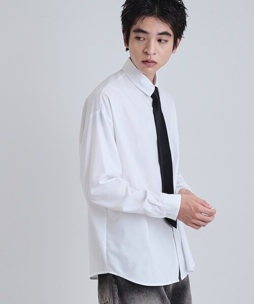 tk.TAKEO KIKUCHI（ティーケータケオキクチ）の「【ネクタイ付き】グランパシャツ（シャツ/ブラウス・メンズ・グレー/ホワイト・03/02）」の4枚目の写真