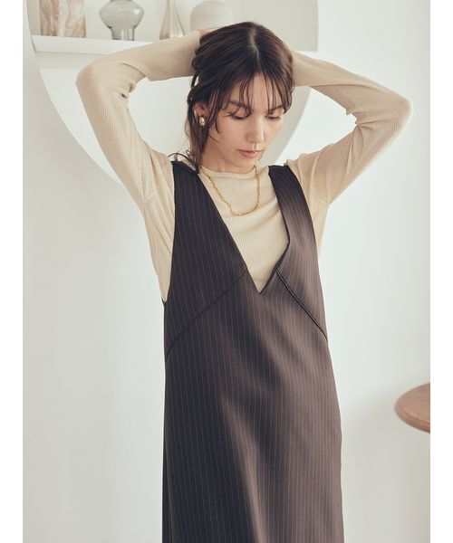 Mila Owen（ミラオーウェン）の「【セットアイテム】クルーネックニット×Aラインキャミレイヤードワンピース（ワンピース・レディース・ブラウン/アイボリー/ブラック・0/1）」の17枚目の写真