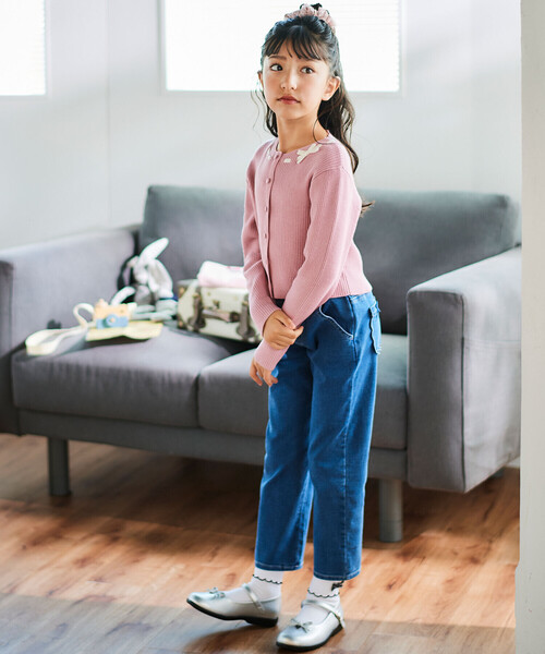 BeBe（ベベ）の「ストレッチジョグデニムスカラップポケットロングパンツ(90~160cm)（デニムパンツ・キッズ・ブルー・120cm/140cm/130cm/110cm/150cm）」の5枚目の写真