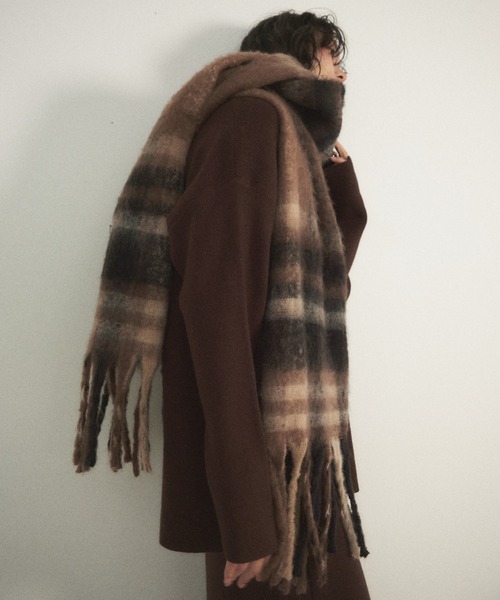 Shelly island（シェリーアイランド）の「チェックマフラー（マフラー・レディース・ブラック/ブラウン/パープル・FREE）」の2枚目の写真