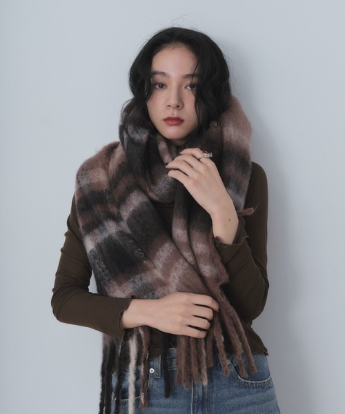 Shelly island（シェリーアイランド）の「チェックマフラー（マフラー・レディース・ブラック/ブラウン/パープル・FREE）」の15枚目の写真