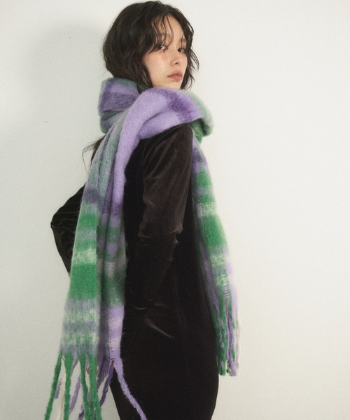 Shelly island（シェリーアイランド）の「チェックマフラー（マフラー・レディース・ブラック/ブラウン/パープル・FREE）」の5枚目の写真