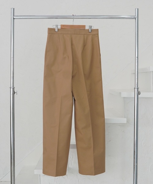 ZOZOMARKET（ゾゾマーケット）の「センタープレスストレートスラックス-ZOZOMARKET by ハヤシアンナ（チノパンツ・レディース・キャメル/ブラック・マルチサイズ）」の6枚目の写真