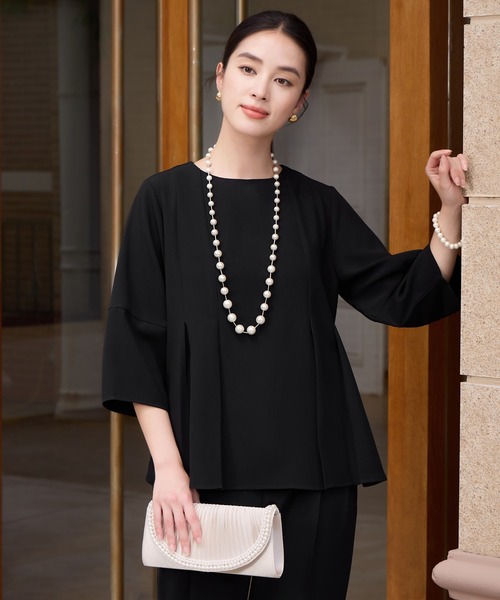 DRESS PLUS(ドレスプラス)の「きれいめペプラムパンツセットアップ(パンツドレス・レディース・ライトベージュ/ブラック/ネイビー・S/M/L/XL/XXL)」の9枚目の写真