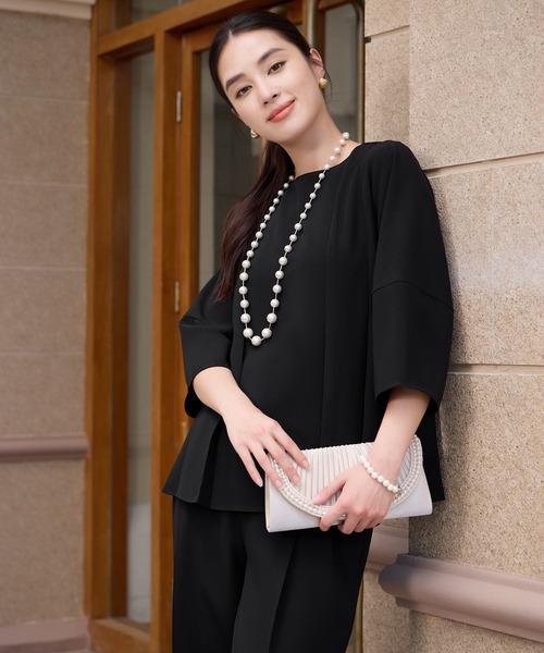 DRESS PLUS(ドレスプラス)の「きれいめペプラムパンツセットアップ(パンツドレス・レディース・ライトベージュ/ブラック/ネイビー・S/M/L/XL/XXL)」の11枚目の写真