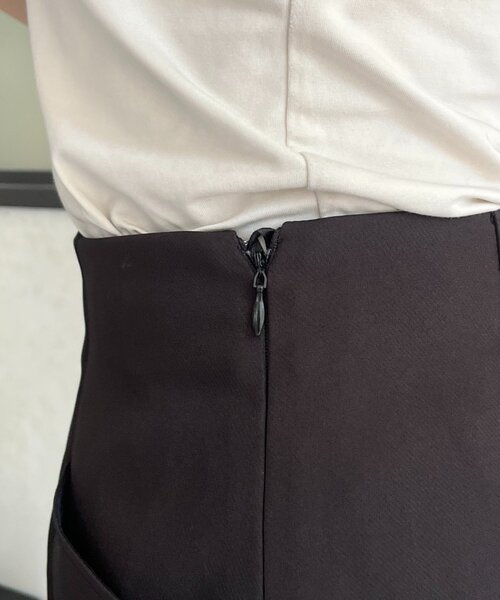 prose verse（プロズヴェール）の「ダブルクロス台形ミニスカート（スカート・レディース・ブラック・LARGE/MEDIUM/SMALL）」の8枚目の写真