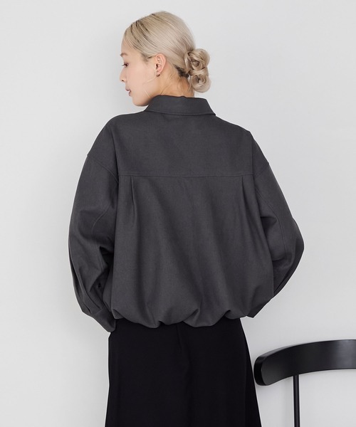 forksy.（フォルクシー）の「【forksy.】バルーンヘムショート丈シャツジャケット（ブルゾン・レディース・ブラウン/チャコールグレー/ライトベージュ/ブラック・FREE）」の18枚目の写真
