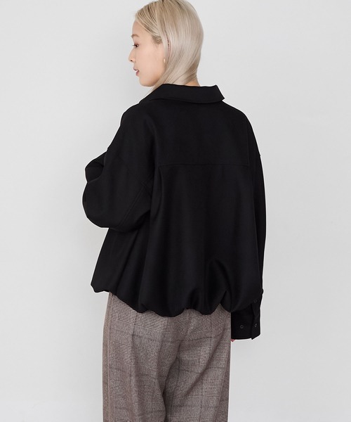 forksy.（フォルクシー）の「【forksy.】バルーンヘムショート丈シャツジャケット（ブルゾン・レディース・ブラウン/チャコールグレー/ライトベージュ/ブラック・FREE）」の9枚目の写真