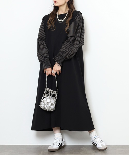 EGLANTINE(エグランティーヌ)の「EGLANTINE レイヤード風 袖ストライプワンピース(ワンピース・レディース・ブラック/ネイビー・38)」の3枚目の写真