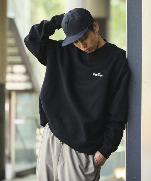 FREAK'S STORE(フリークスストア)の「限定展開 WILD THINGS/ワイルドシングス WILD THINGS×FREAK'S STORE/ワイルドシングス 別注 ビッグシルエット タイガーモチーフ 刺繍ワッペン クルーネックスウェット(スウェット・メンズ・ブラック/アッシュグレー/グリーン/ネイビー・SMALL/MEDIUM/LARGE)」の16枚目の写真
