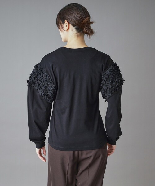 muller of yoshiokubo（ミュラーオブヨシオクボ）の「muller of yoshiokubo（ミュラーオブヨシオクボ）FLOWY FRILLED LONG SLEEVE T（Tシャツ/カットソー・レディース・ブラック・00）」の6枚目の写真