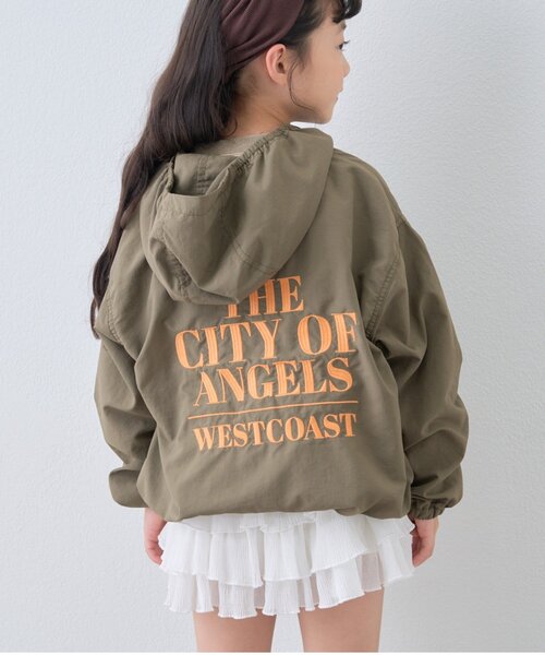 CIAOPANIC TYPY（チャオパニックティピー）の「【KIDS】バック刺繍フードマウンテンパーカー/WEB限カラーあり（マウンテンパーカー・キッズ・ネイビー/ブラック/カーキ・LARGE/MEDIUM/SMALL/XX-LARGE/X-LARGE）」の3枚目の写真