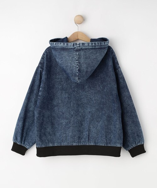 SHOO・LA・RUE(シューラルー)の「【130-150cm】デニムフードブルゾン(ブルゾン・キッズ・ブルー系その他/ブラック・13/14/15 )」の4枚目の写真