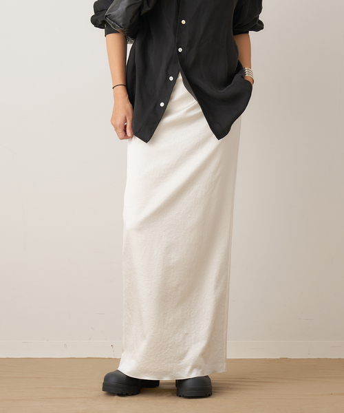 plage（プラージュ）の「crush satin minimal スカート（スカート・レディース・ホワイト/ブラック・34/36/38）」の13枚目の写真