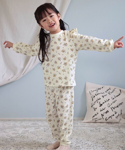 apres les cours（アプレレクール）の「ハート・花柄裏毛パジャマ（ルームウェア/パジャマ・キッズ・アイボリー/レッド・110/120/130/80/90/100）」の2枚目の写真